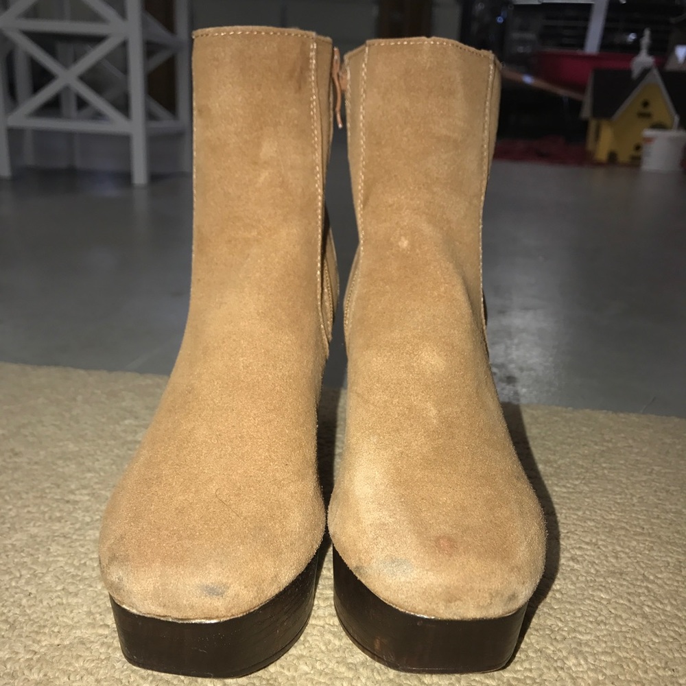 booties - Picture 2 of 4